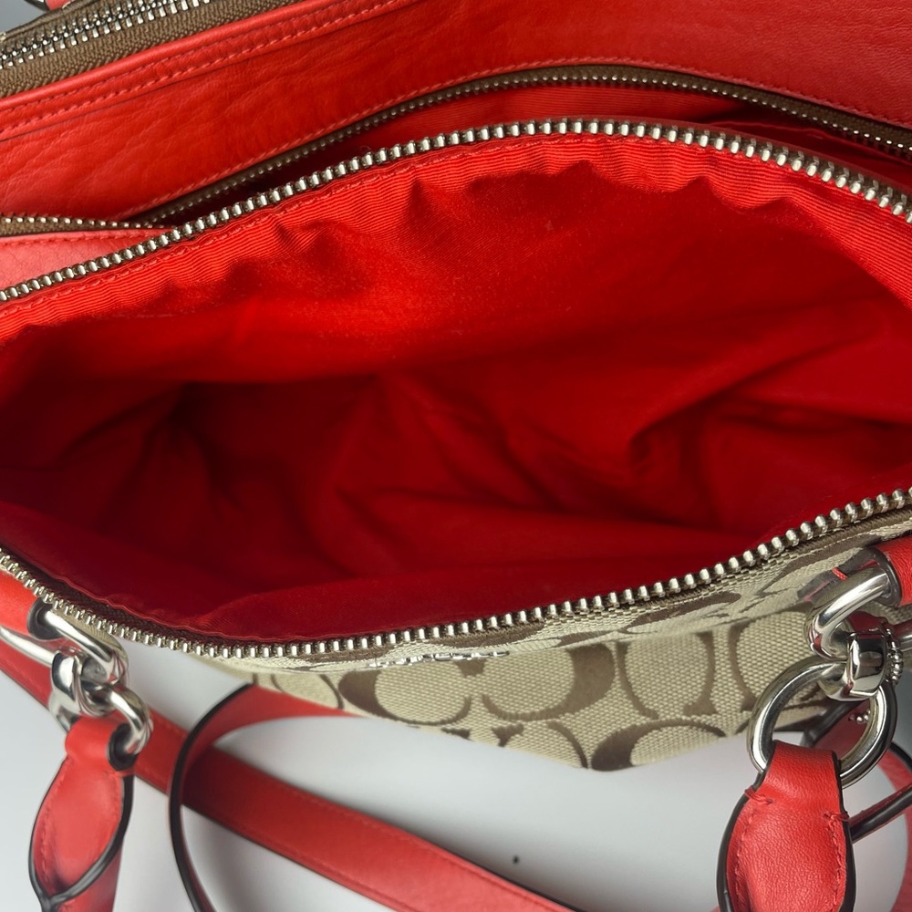 $25 LS Coach Colette Red & Khaki Signature Carryall w/COA - Picture 7 of 16